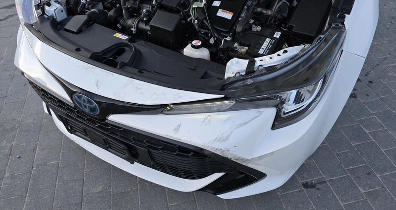 Toyota Corolla cena 69700 przebieg: 69000, rok produkcji 2020 z Pobiedziska małe 379